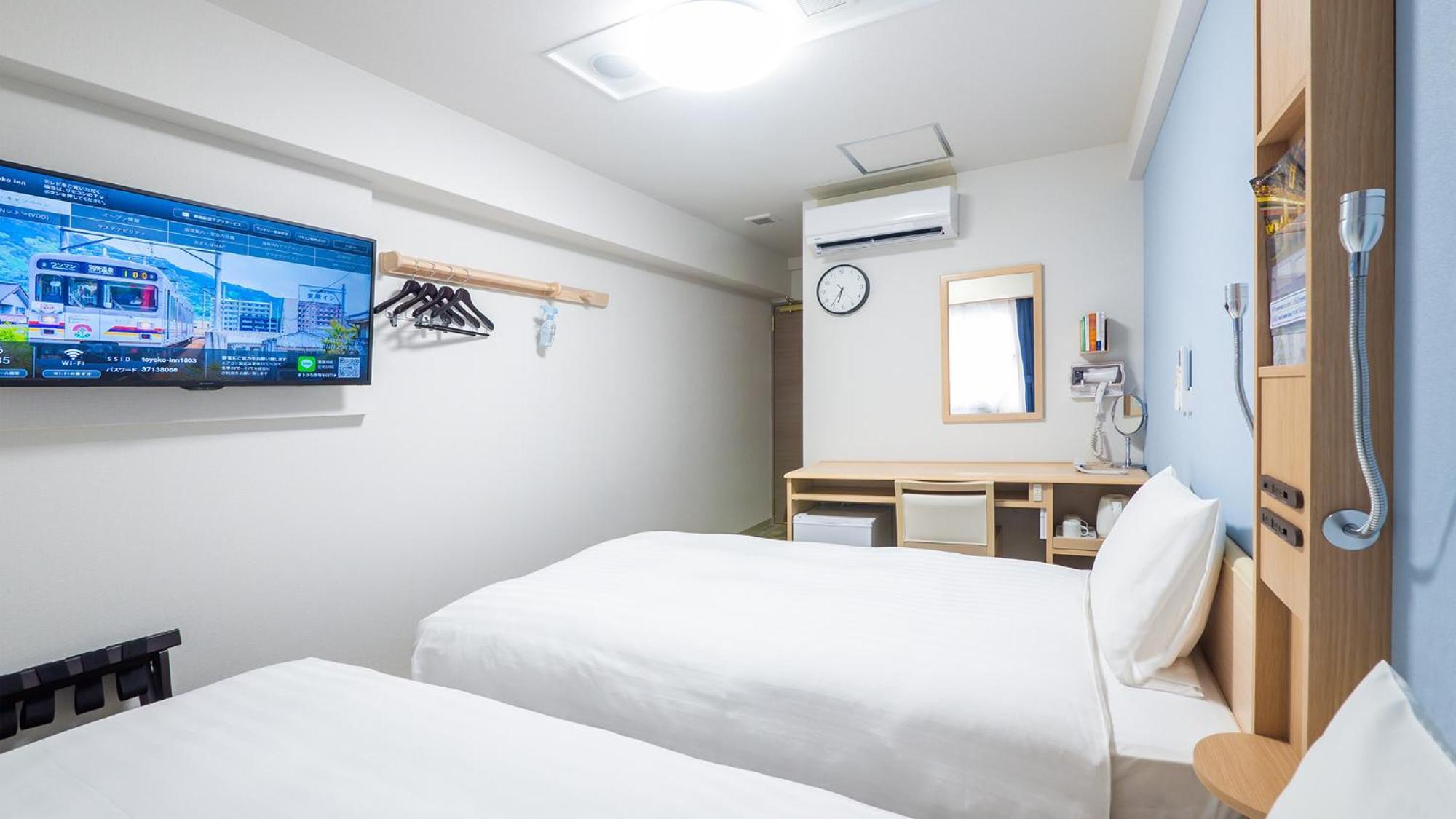 Toyoko Inn Higashi-Osaka Room photo